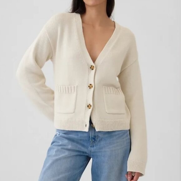 Gap Pocket Cardigan - Picture 1 of 3